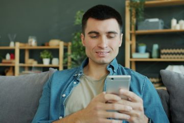 Comment Rédiger un Profil de Rencontre Gay Irrésistible : Le Guide Complet